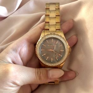 Michael Kors Rose Gold, Mother of Pearl Watch